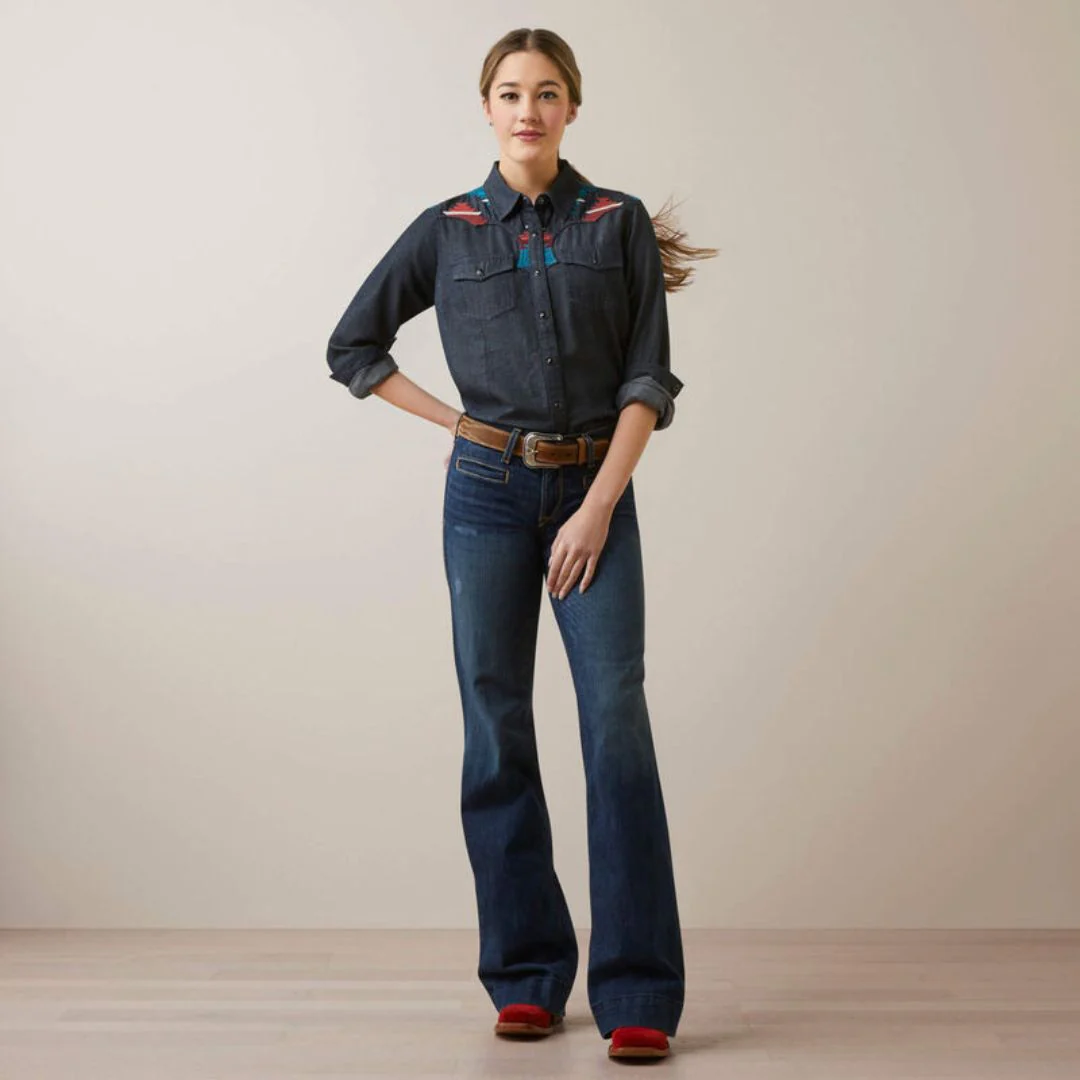 Ariat Women's Dutton Shirt in Rinsed - Image 7
