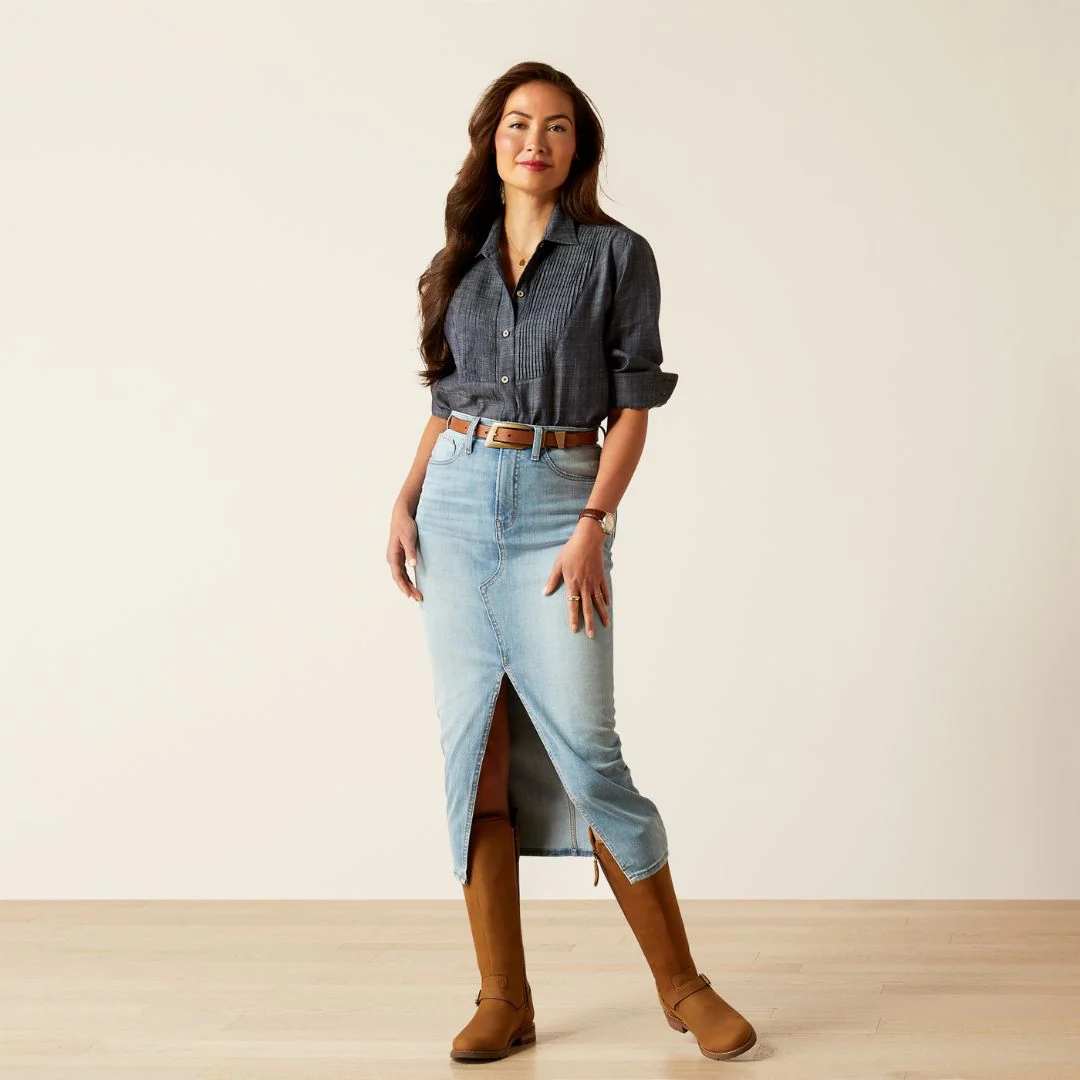 Ariat Women's Oban Shirt in Tencel Denim - Image 4