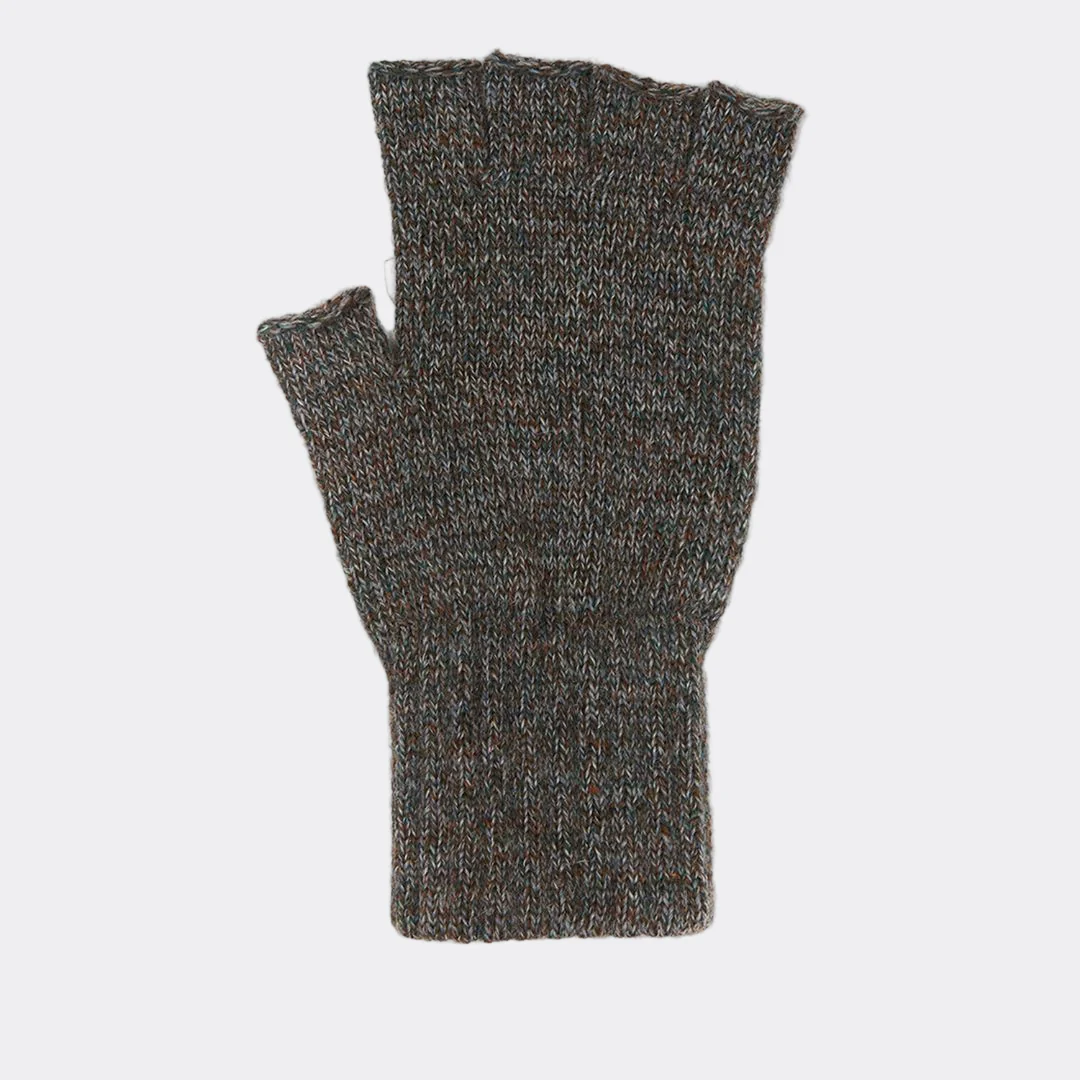 Barbour Fingerless Gloves in Olive - Image 2
