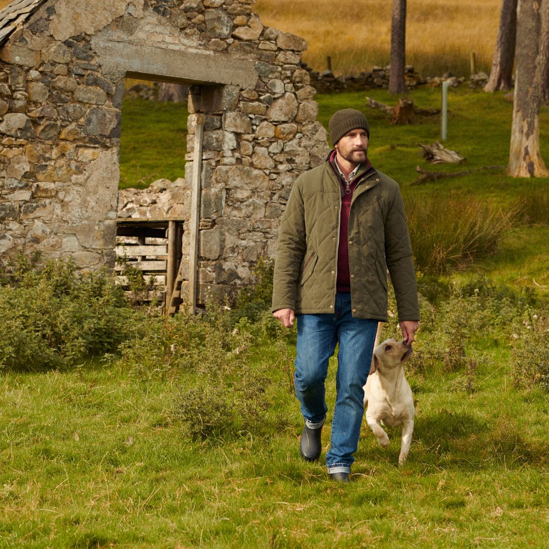 Barbour Men's Elter Quilted Jacket in Olive - Image 11