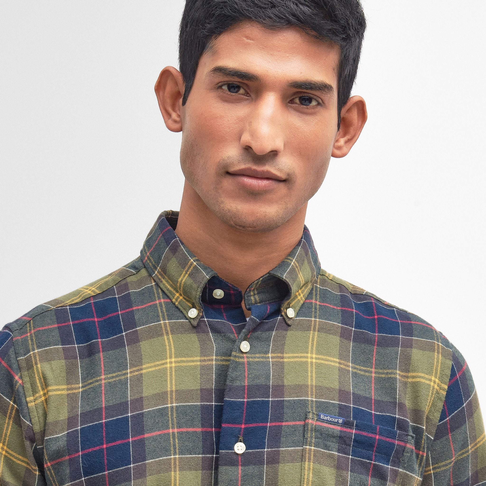 Barbour Men's Fortrose Tailored Long-Sleeved Shirt in Classic Tartan - Image 6