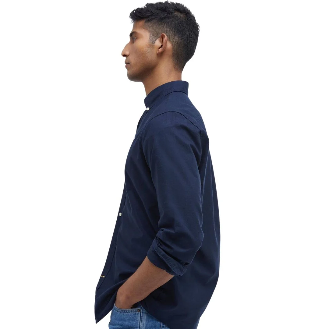 Barbour Men's Oxtown Oxford Tailored Shirt in Navy - Image 3