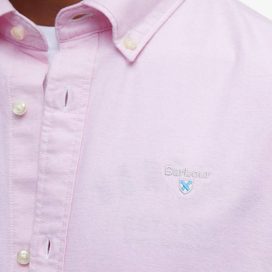 Barbour Men's Oxtown Oxford Tailored Short-Sleeved Shirt in Classic Pink - Image 2