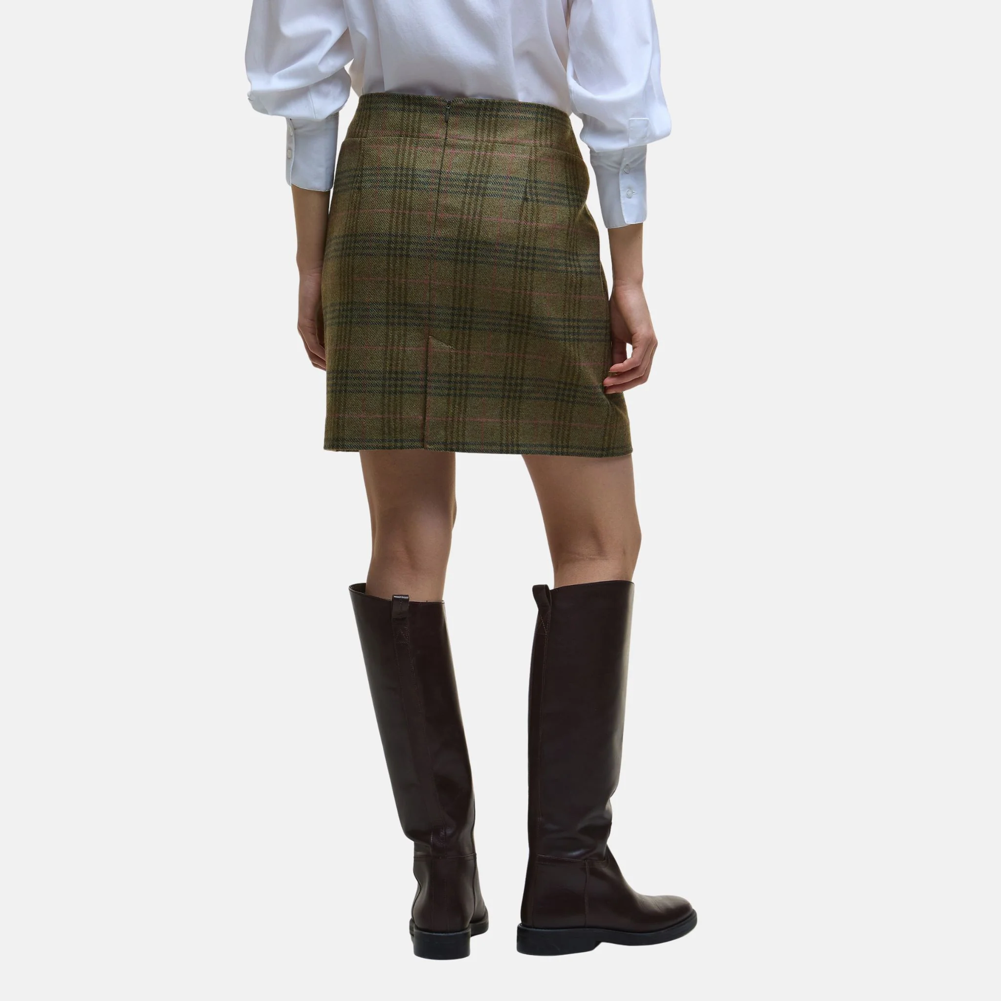 Barbour Women's Bamburgh Tartan Mini Skirt in Arabesque & Brown - Image 4