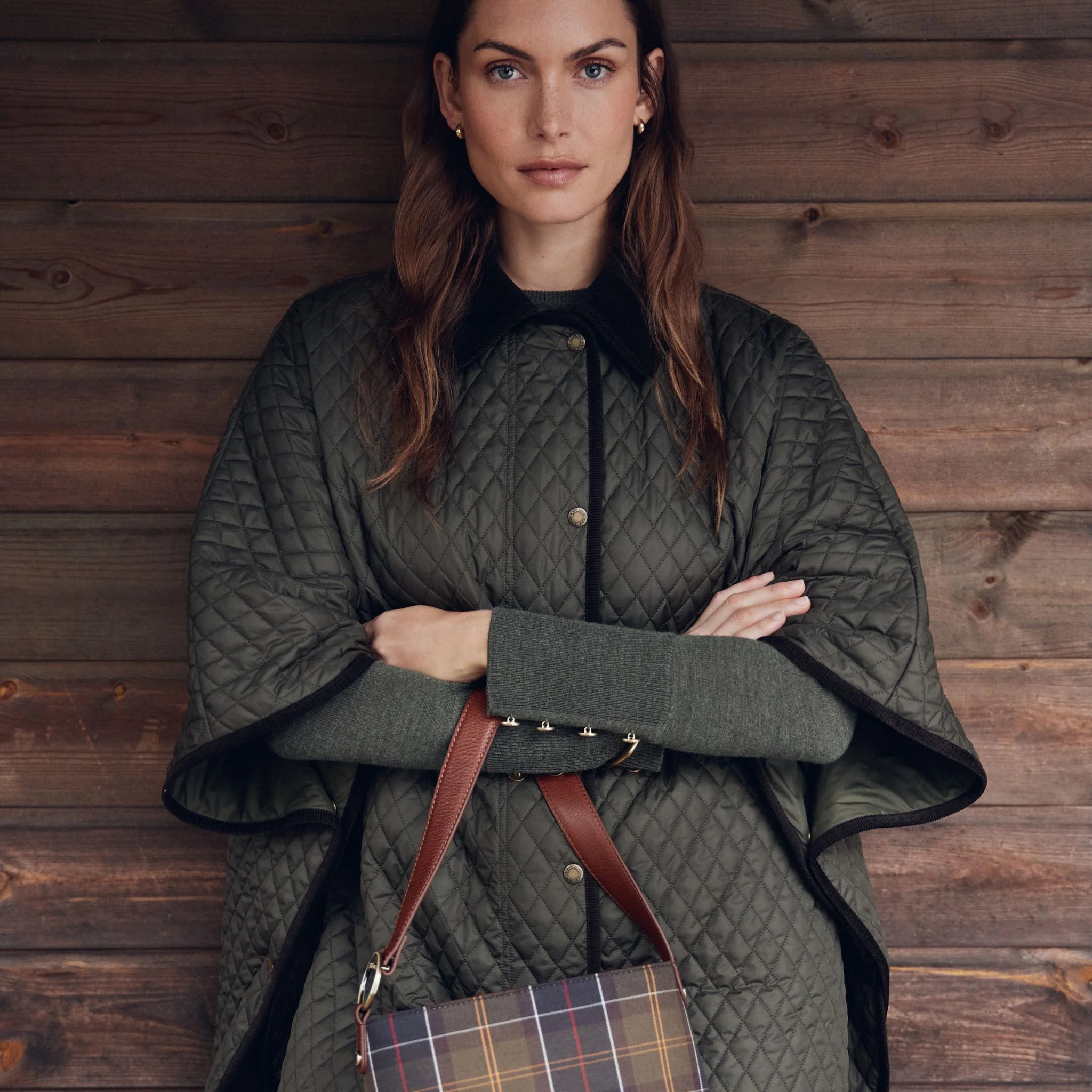 Barbour Women's Oakham Quilted Cape in Olive - Image 10