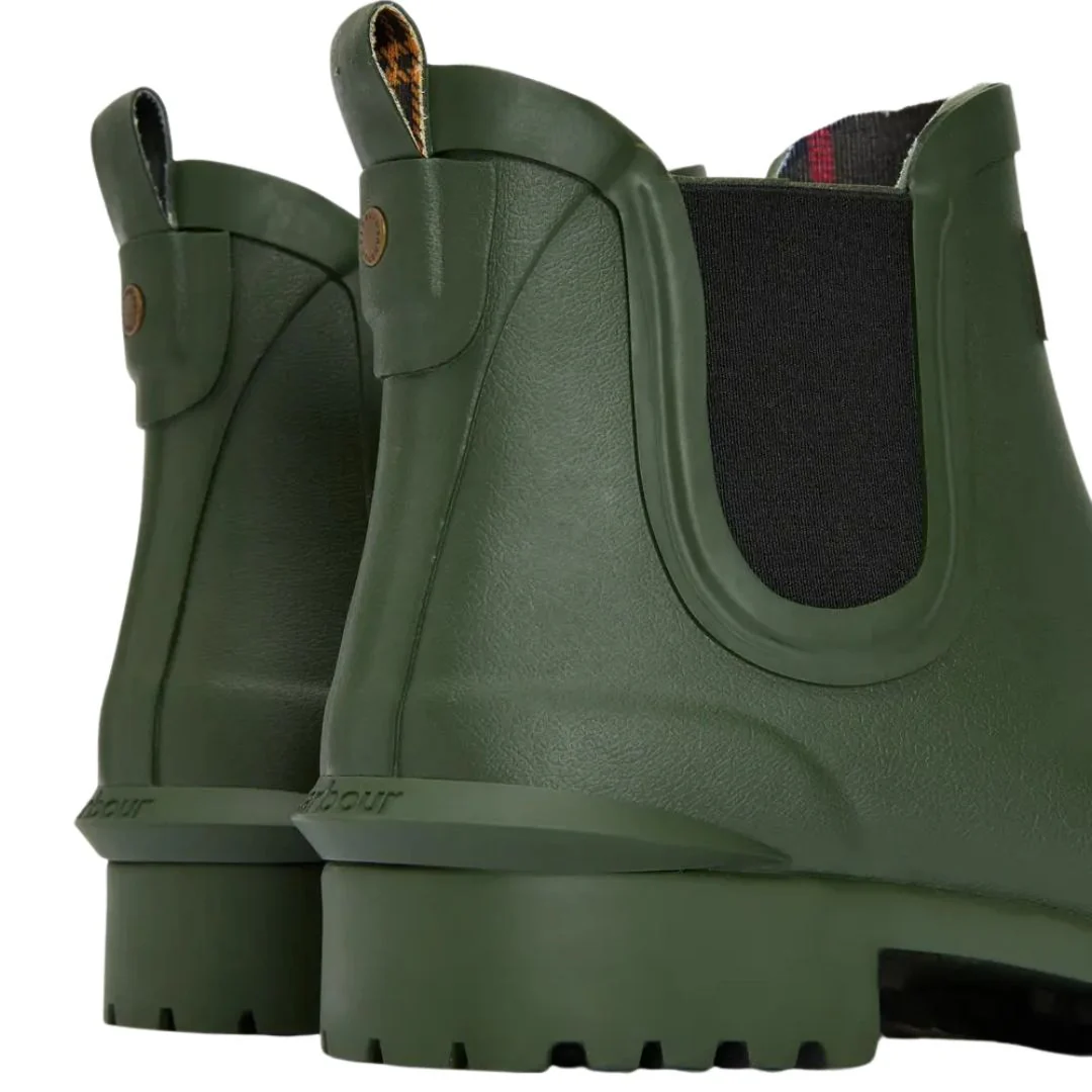 Barbour Women's Wilton Chelsea Boots in Olive - Image 7