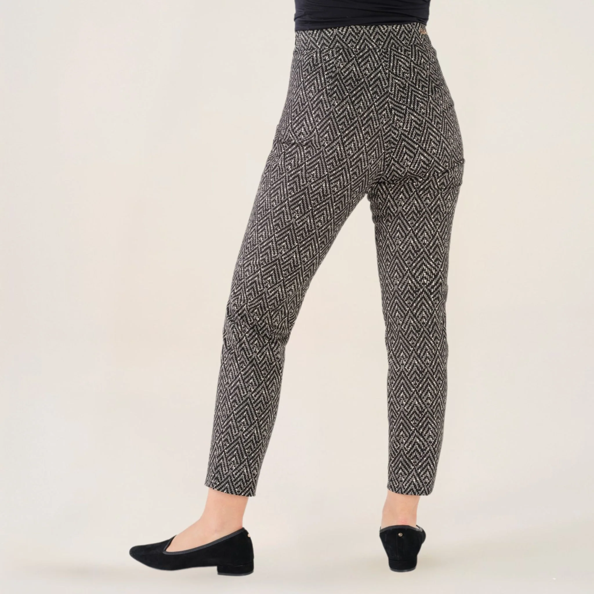 Cristina Barros Women's Classic Printed Trousers with Front Panels in Grey - Image 2