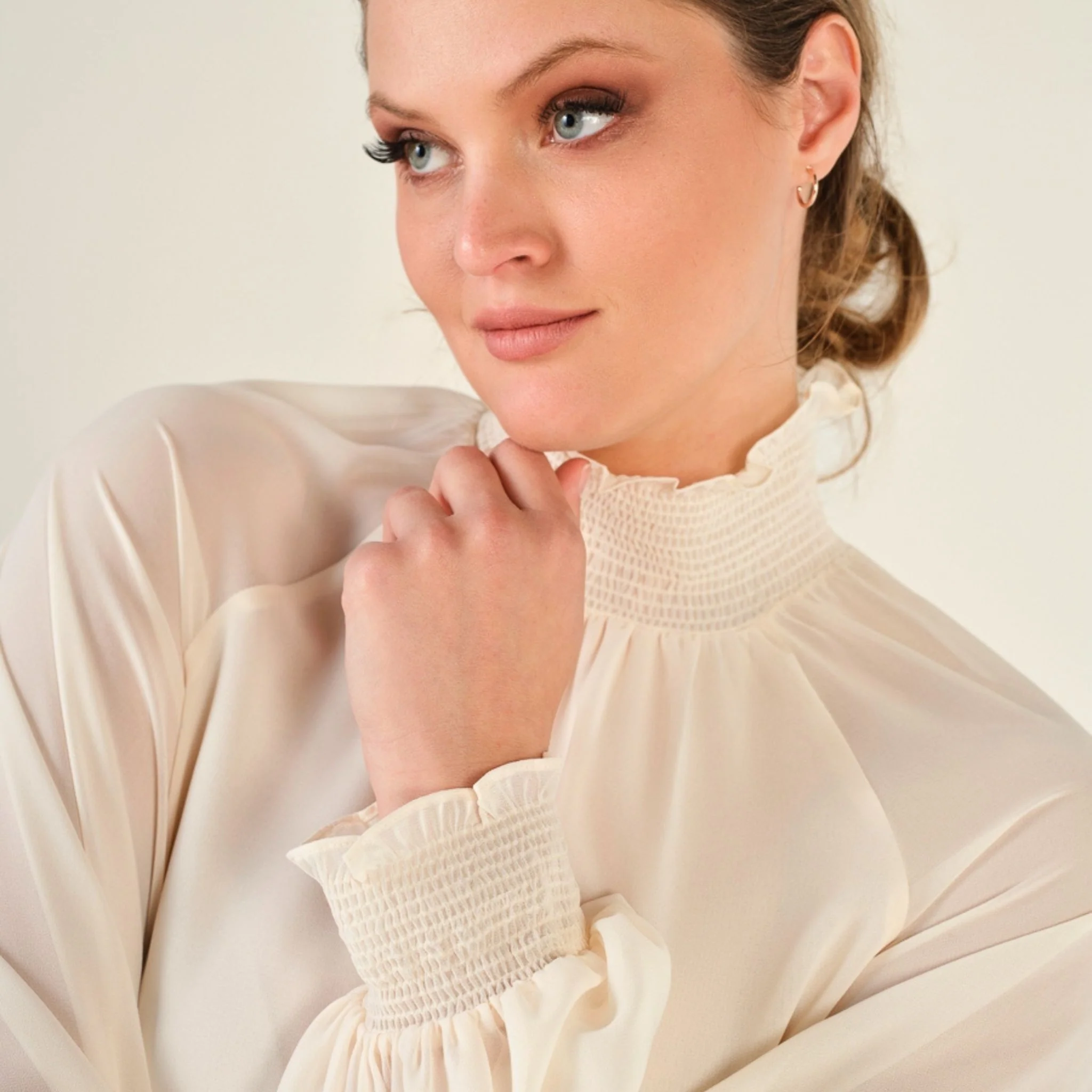Cristina Barros Women's Elastic Chiffon Blouse in Pearl - Image 2