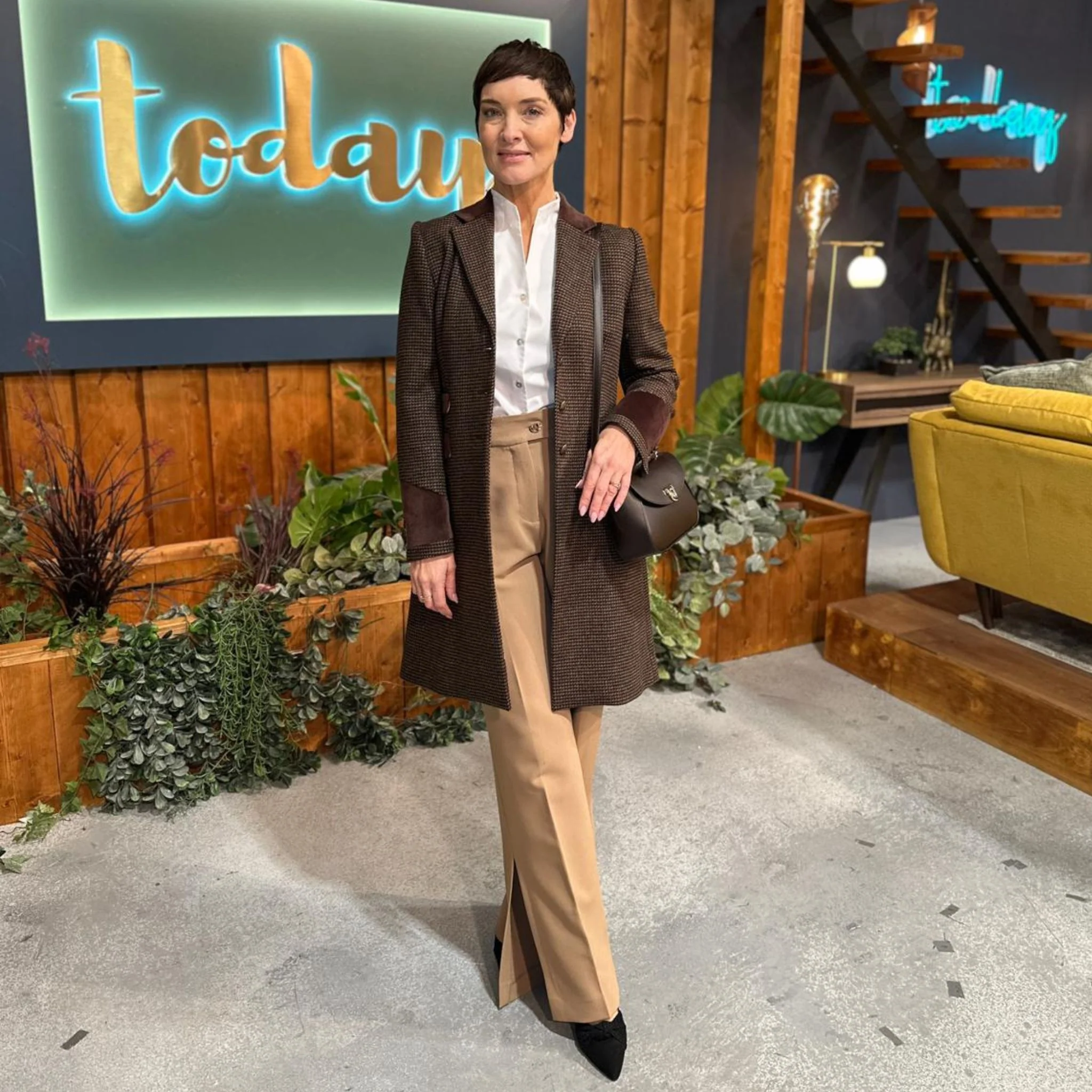 Welligogs Women's Demelza Wool Coat in Coffee - Image 4