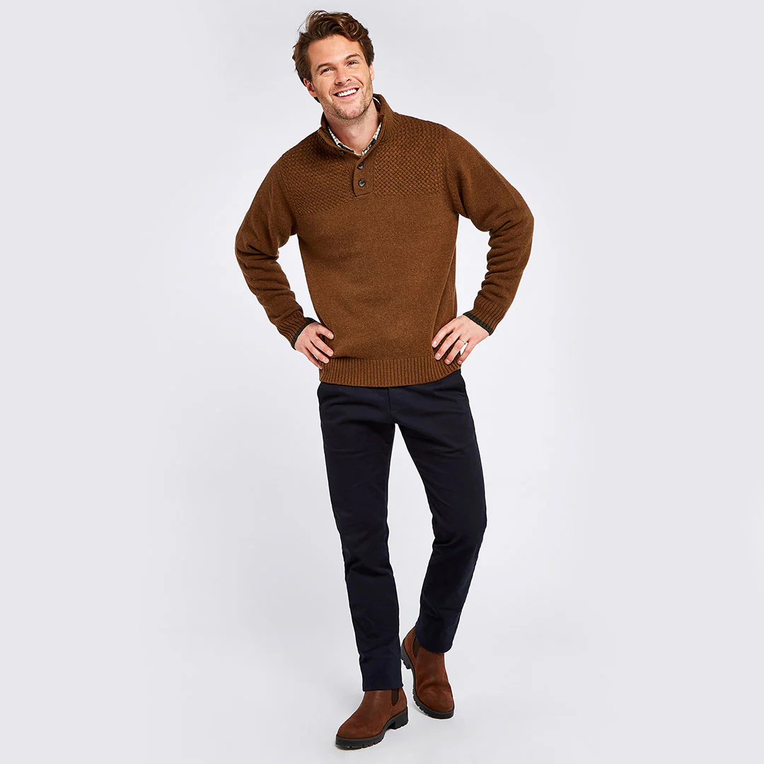 Dubarry Men's Roundwood Knitted Jumper in Nutmeg - Image 2