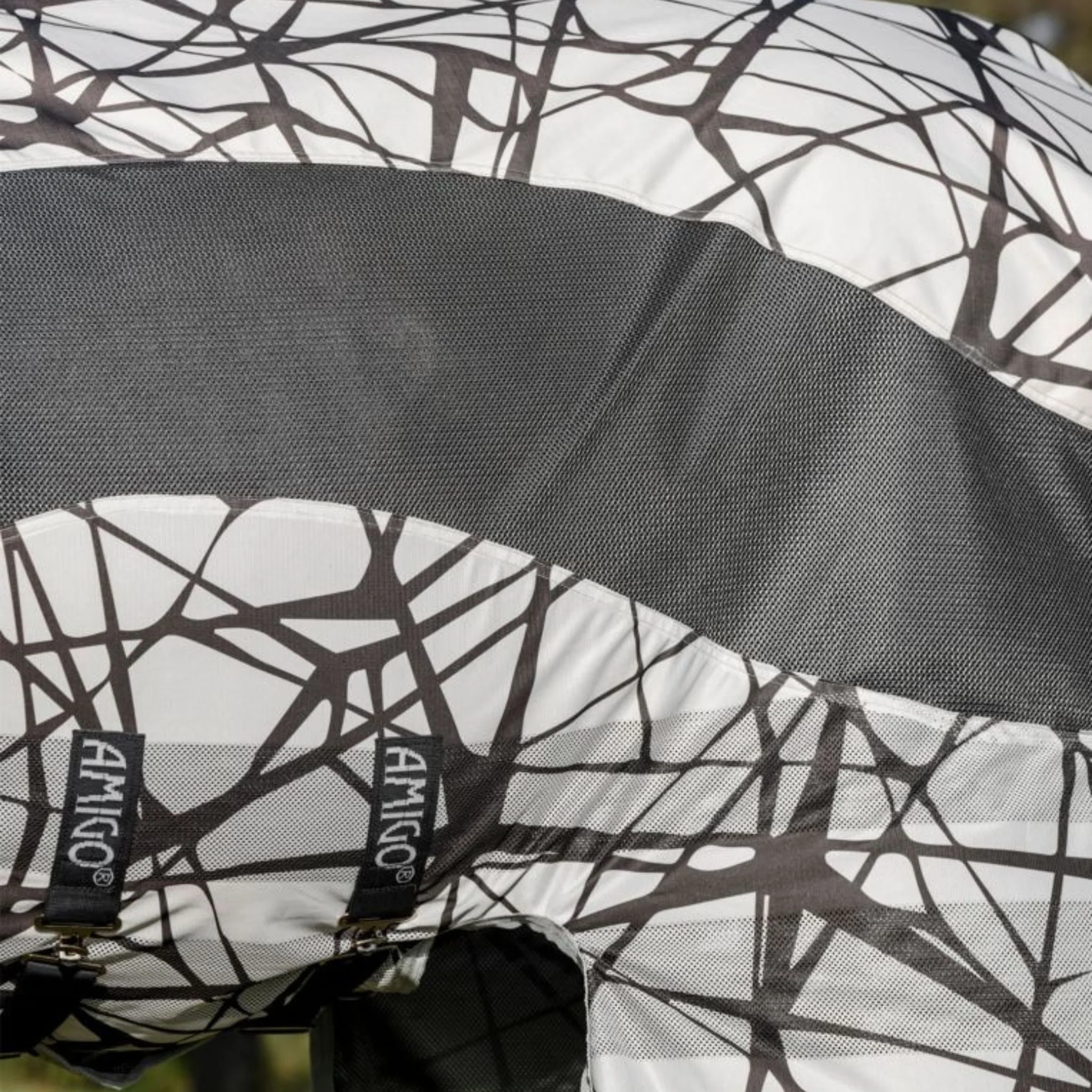 Horseware Amigo 3-in-1 CamoFly Plus Fly Sheet in Grey (Fly Rug + Turnout Rug) - Image 6