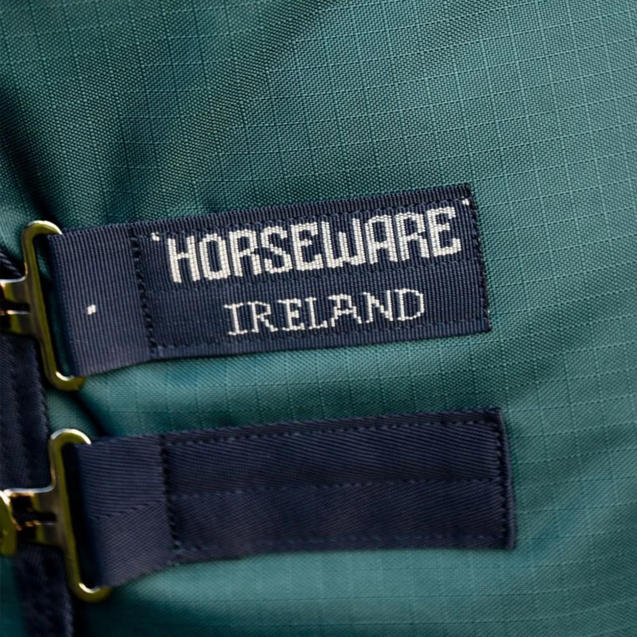 Horseware Amigo Ripstop 900D Light Turnout Rug in Dynasty Green (100g) - Image 7
