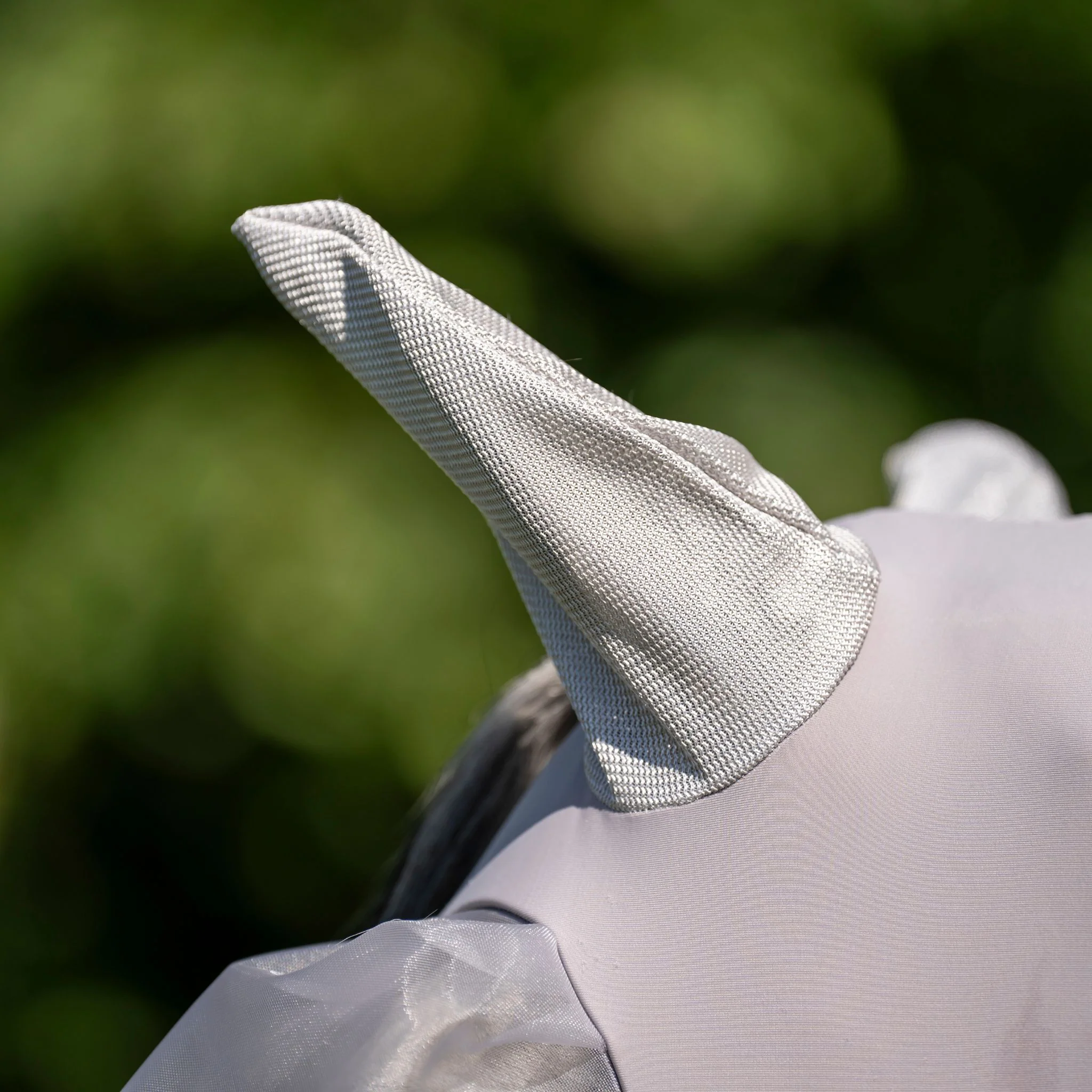 Horseware Defense Fly Mask in Silver - Image 3
