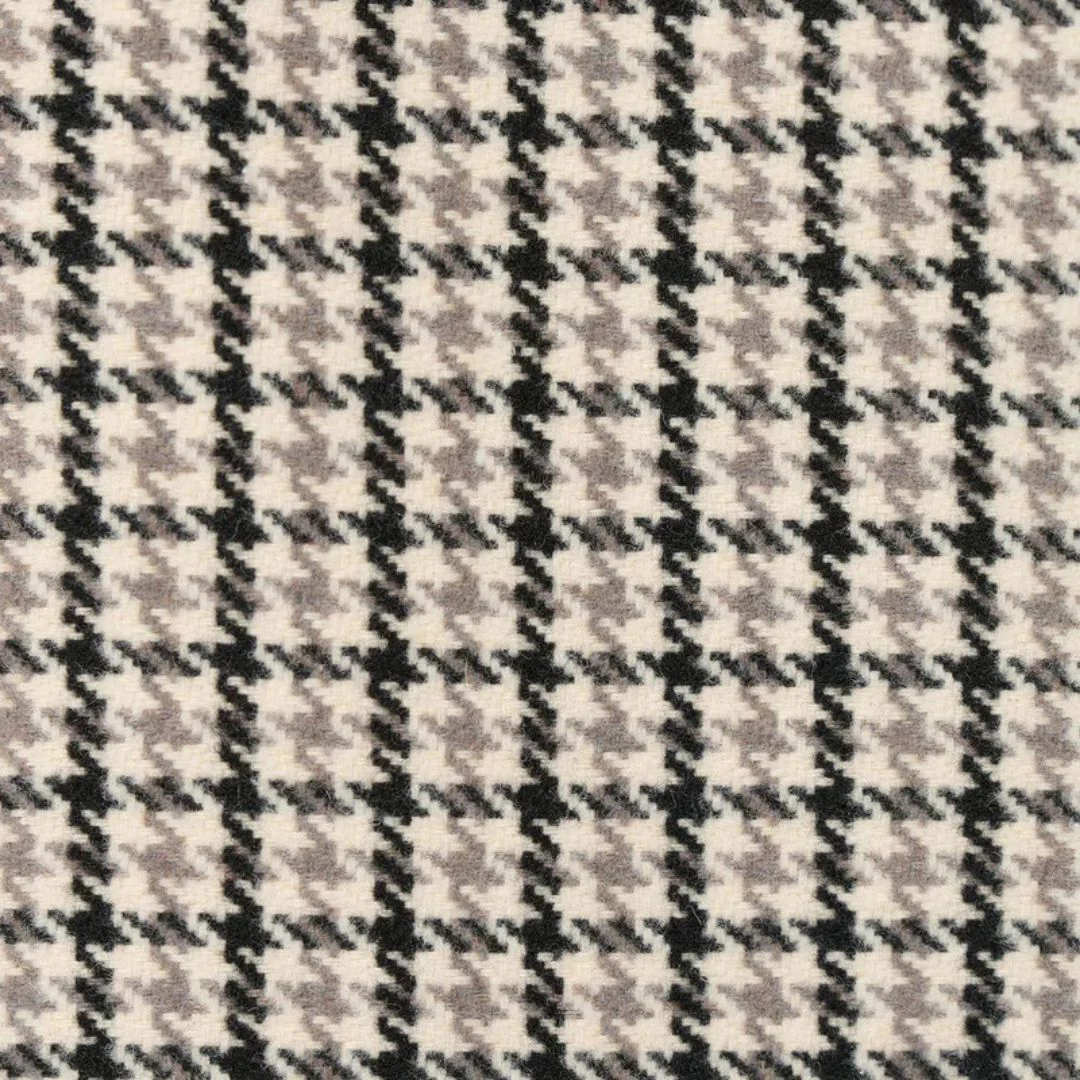 Humility Women's Houndstooth Long Coat in Grey - Image 5