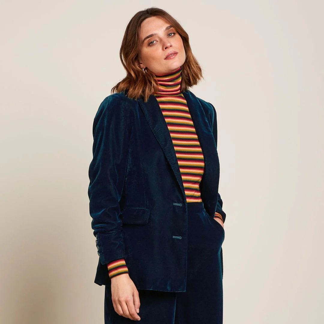 King Louie Women's Brooke Blazer Gamine Velvet in Pond Blue