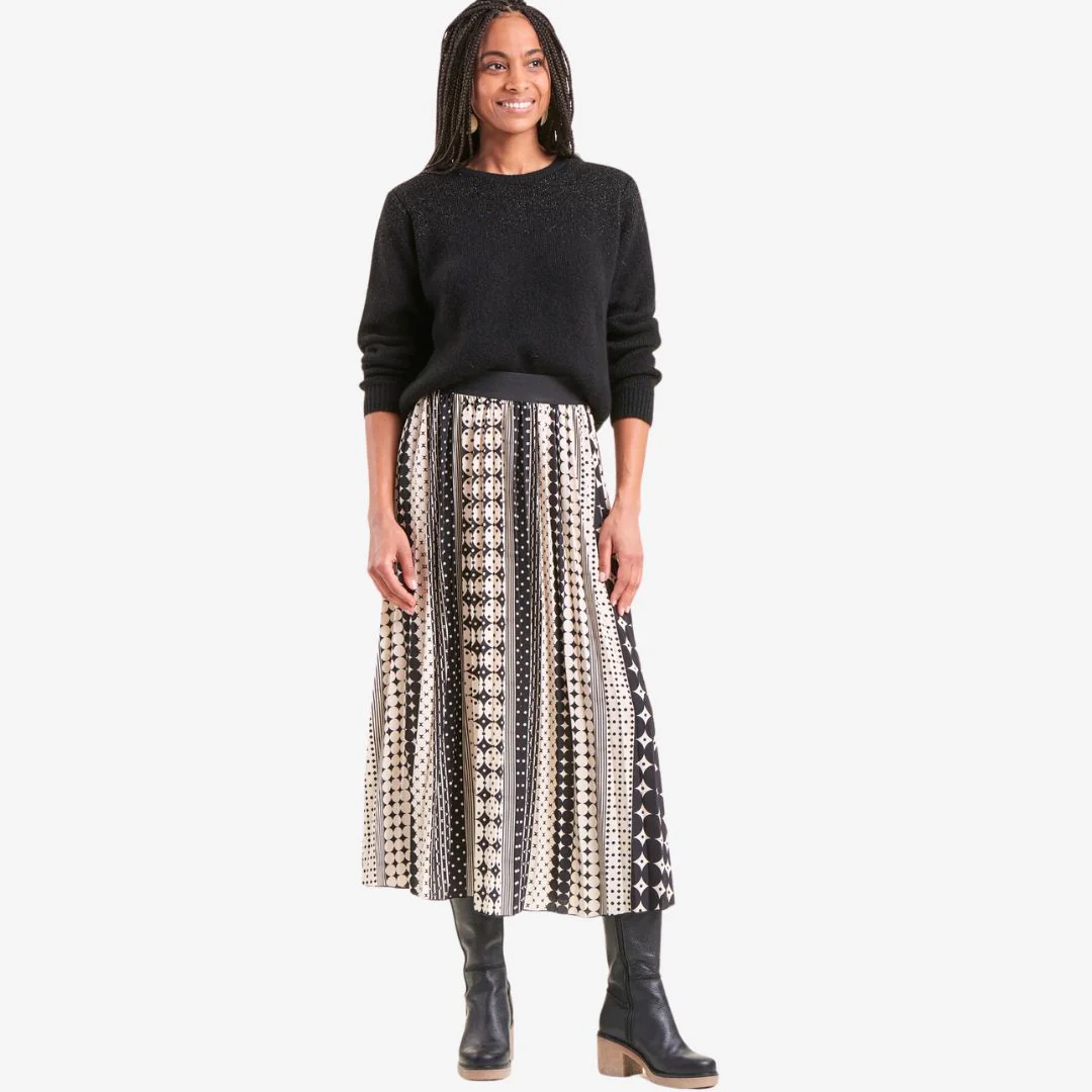 La Fee Maraboutee Women's Mid-Length Skirt in Ecru with Blue and White Print - Image 6
