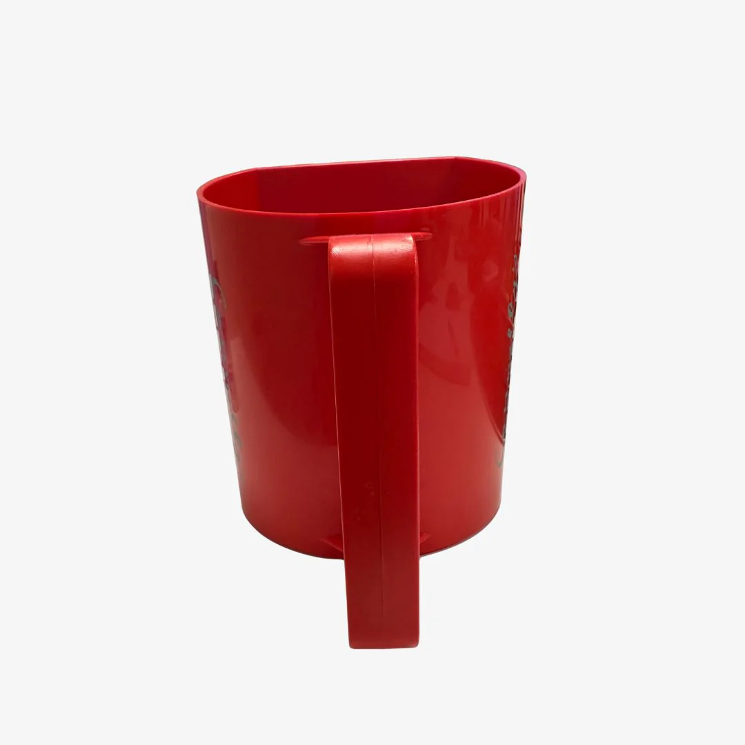 Red Mills Feeding Scoop in Red - Image 7