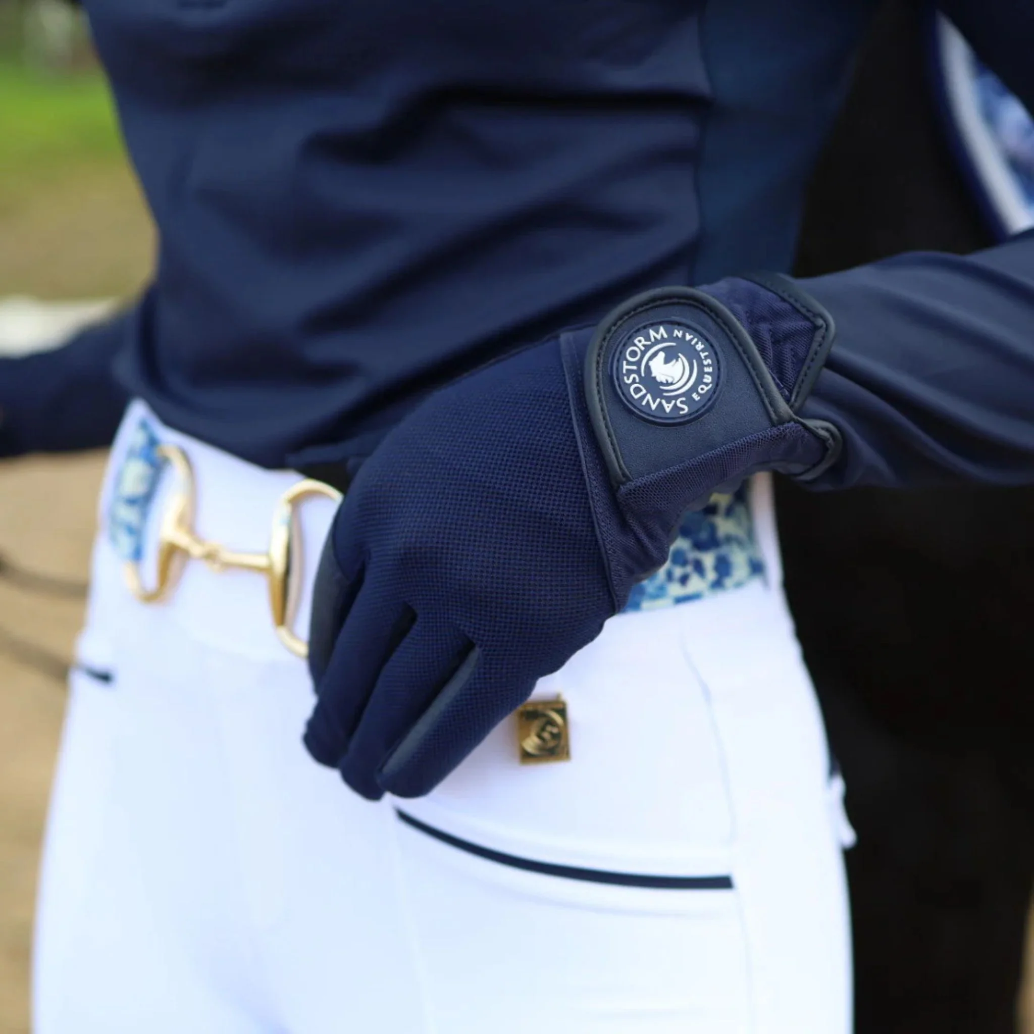 SandStorm Riding Gloves in Navy - Image 3
