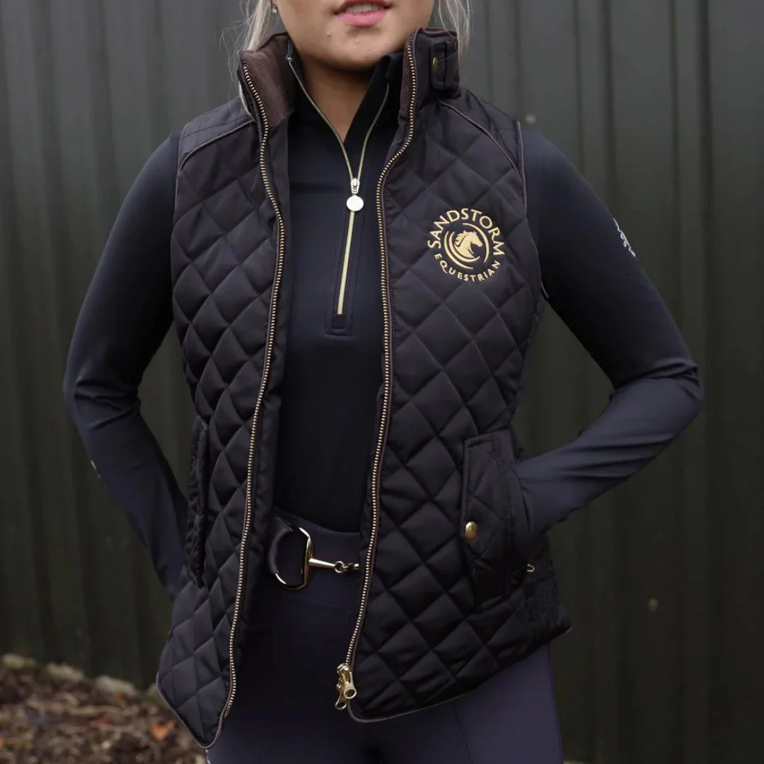 SandStorm Women's Tailored Quilted Gilet in Black - Image 2
