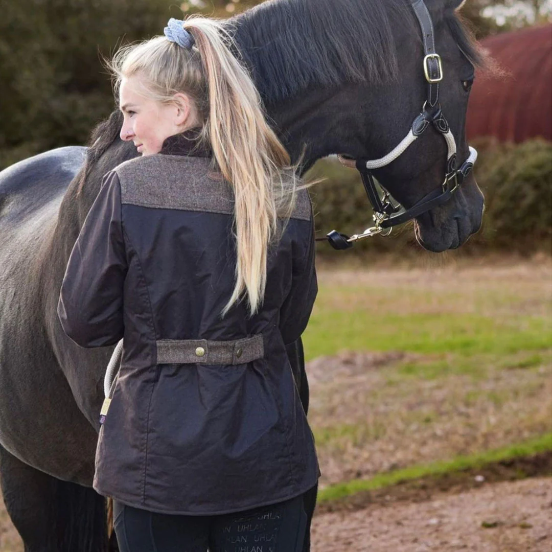 Welligogs Women's Burghley Wax Jacket in Herringbone - Image 7
