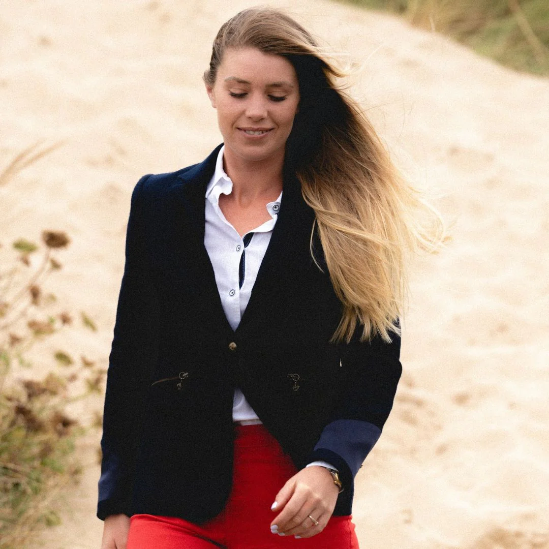 Welligogs Women's Positano Blazer in Navy - Image 2