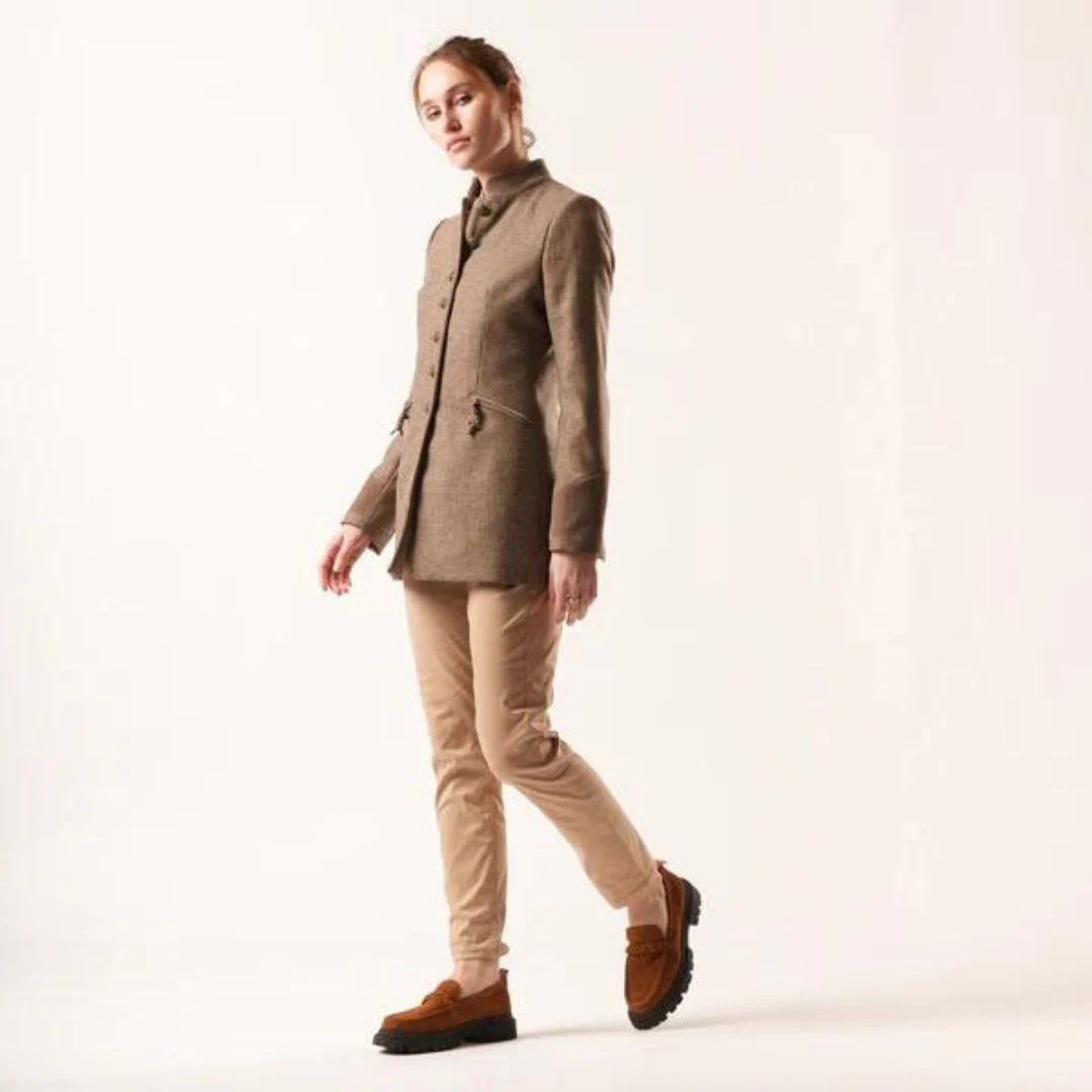 Welligogs Women's Balmoral Tailored Jacket in Mocha - Image 6